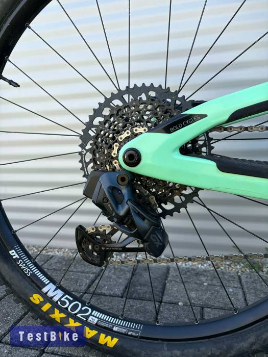 2024 BOLD Unplugged Pro Enduro Kerékpár