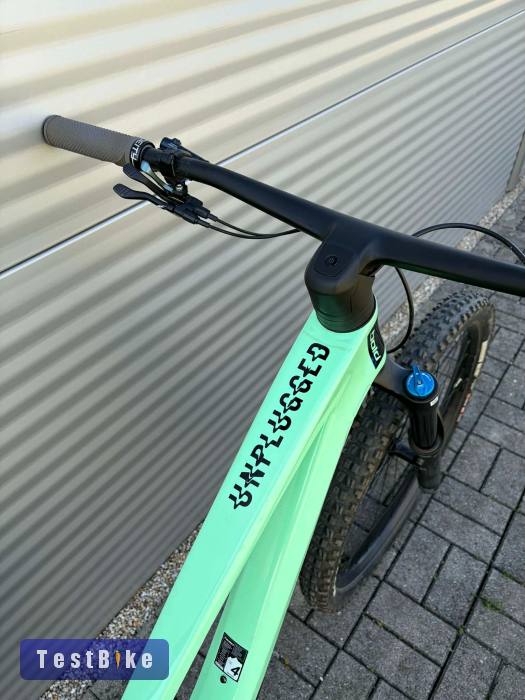 2024 BOLD Unplugged Pro Enduro Kerékpár