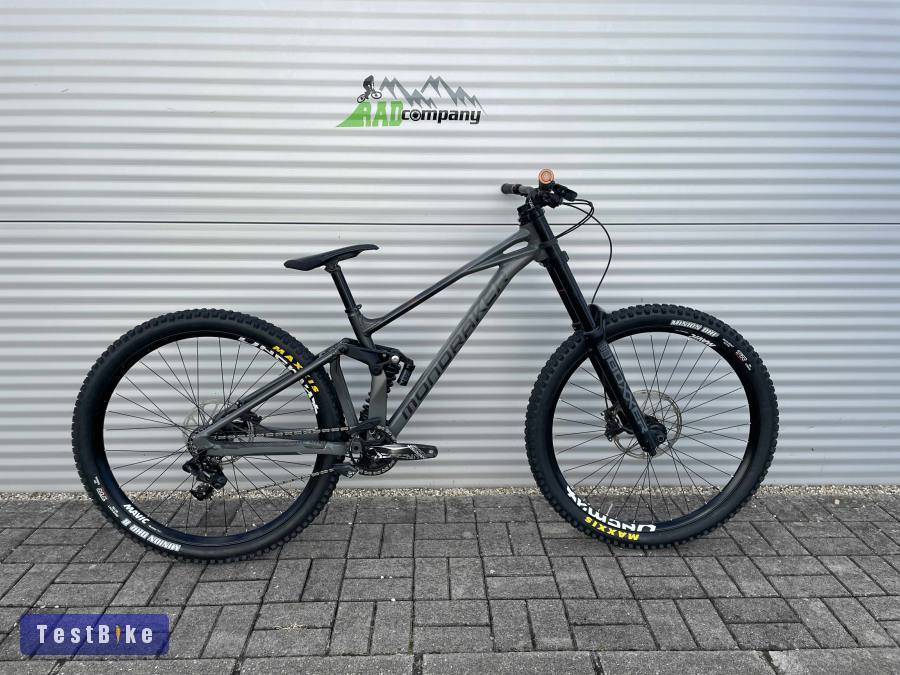 2024 Mondraker Summum Downhill Kerékpár