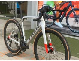 2024 Trek Madone SL 7 Gen 8