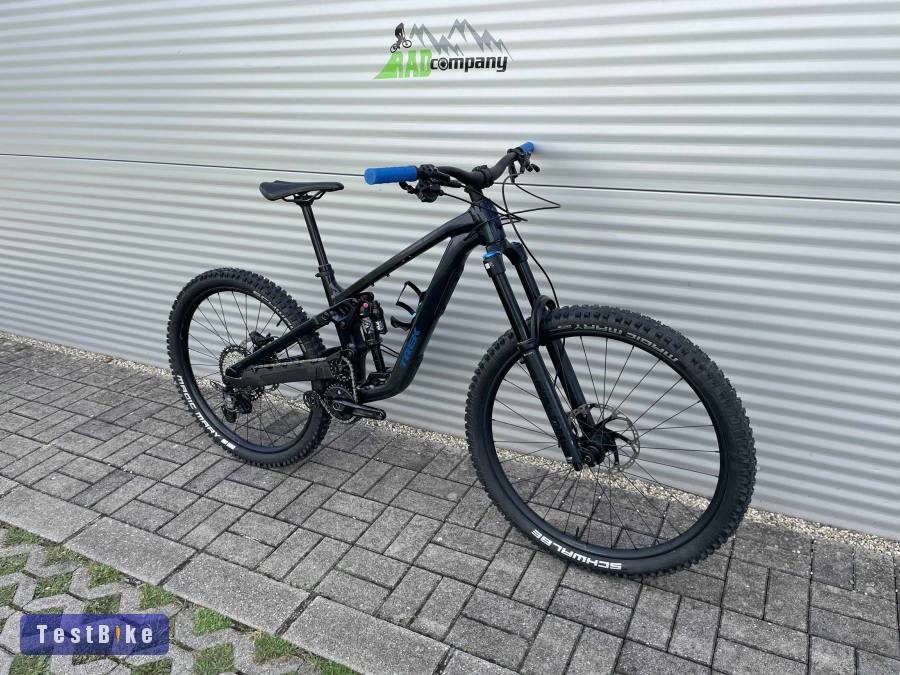2024 Trek Slash 8 Gen 6 Enduro kerékpár