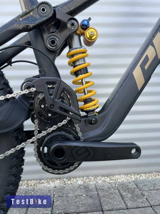2025 Pivot Phoenix Pro Downhill Kerékpár
