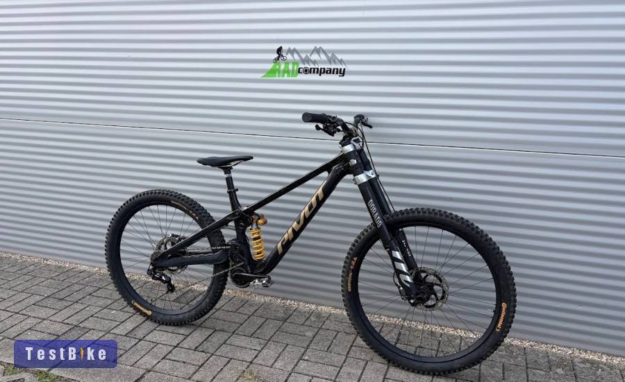 2025 Pivot Phoenix Pro Downhill Kerékpár