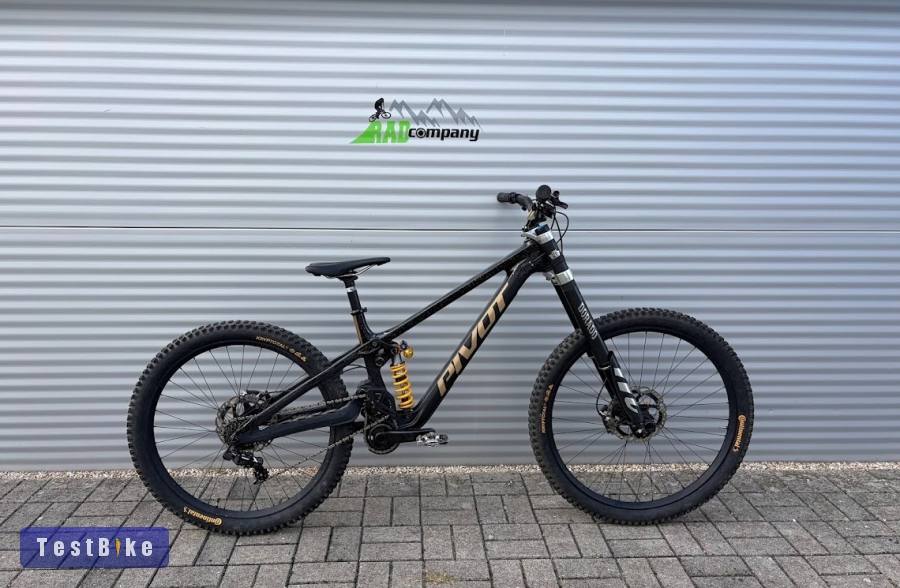 2025 Pivot Phoenix Pro Downhill Kerékpár