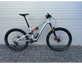 2025 Stumpjumper 15 Fox Coil Alloy