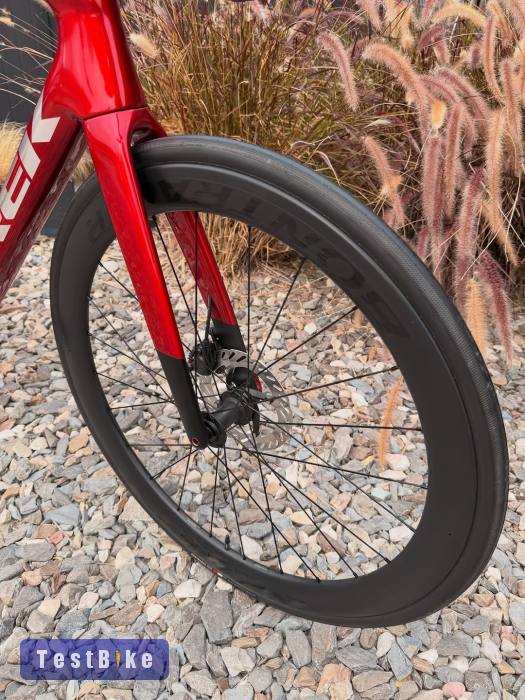 2025 Trek Madone SL 6 Gen 8