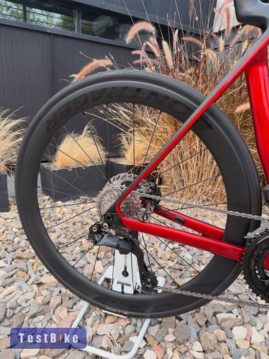 2025 Trek Madone SL 6 Gen 8