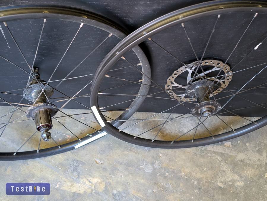 24" tárcsás kerékszett