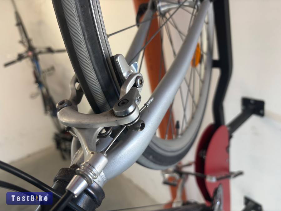 24es egyedi építésű, gyors és könnyű gyermek kerékpár 