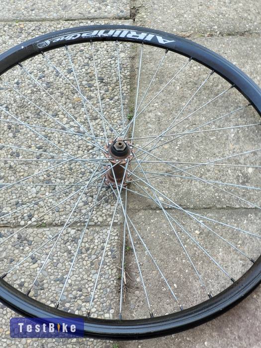 26",20",28" felnifékes alu kerekek.