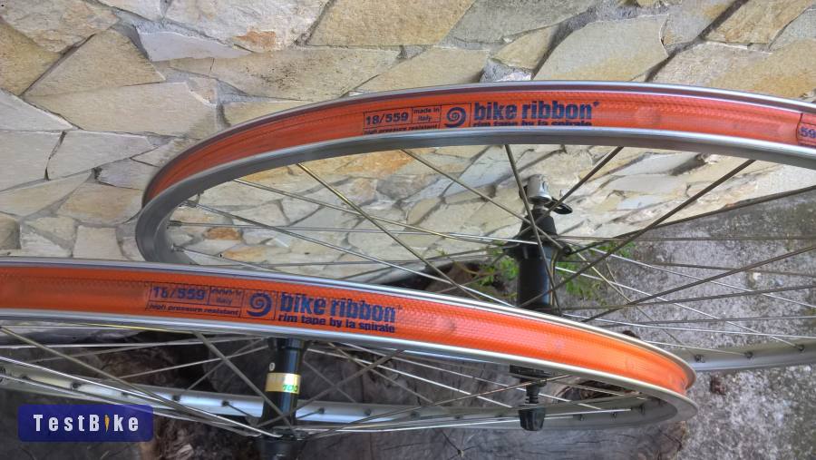 26" kerékszett Deore LX agyak, Mavic felnik