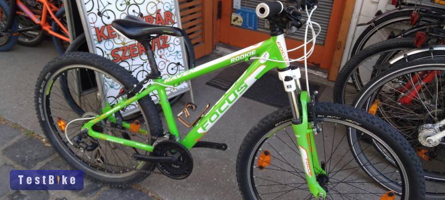 26-os Focus Raven