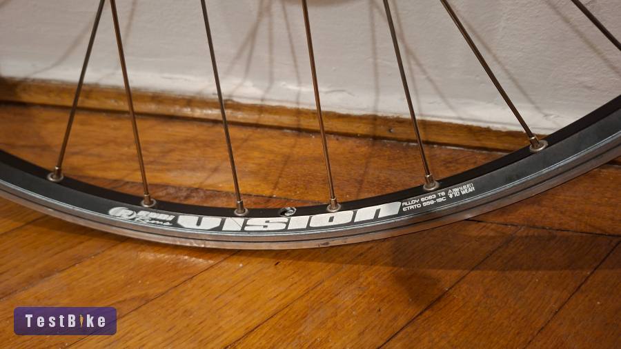 26" Shimano tárcsafékes mtb hátsó kerék 