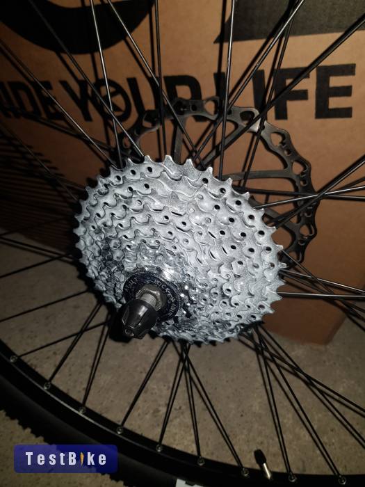 27,5 colos új kerékszett