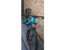 27.5” alacsony vázas hardtail MTB 