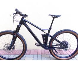 27.5" Cube Stereo 140 HPC SL Carbon enduró 1x12 XT, XT fék, 