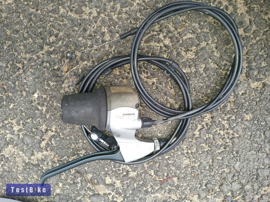 28-as Shimano nexus 8 kerékszett, görgőfékkel.
