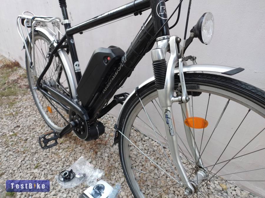 28" e-bike 100km hatótáv 750W-os középmotor nyomatékszenzor