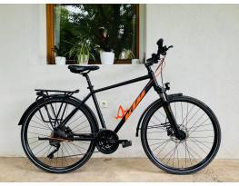 28" KTM agydinamós tárcsafékes trekking kerékpár