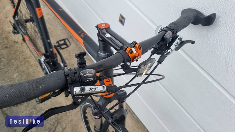 28" KTM Loreto Cross trekking teljes XT felszereltség!