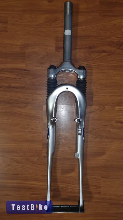 28" Merida trekking teleszkópos első villa