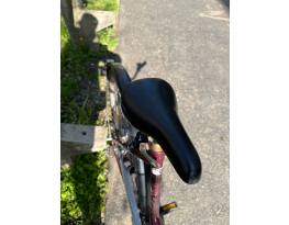 28â nĆi kerĂ©kpĂĄr 4 sebessĂ©ges