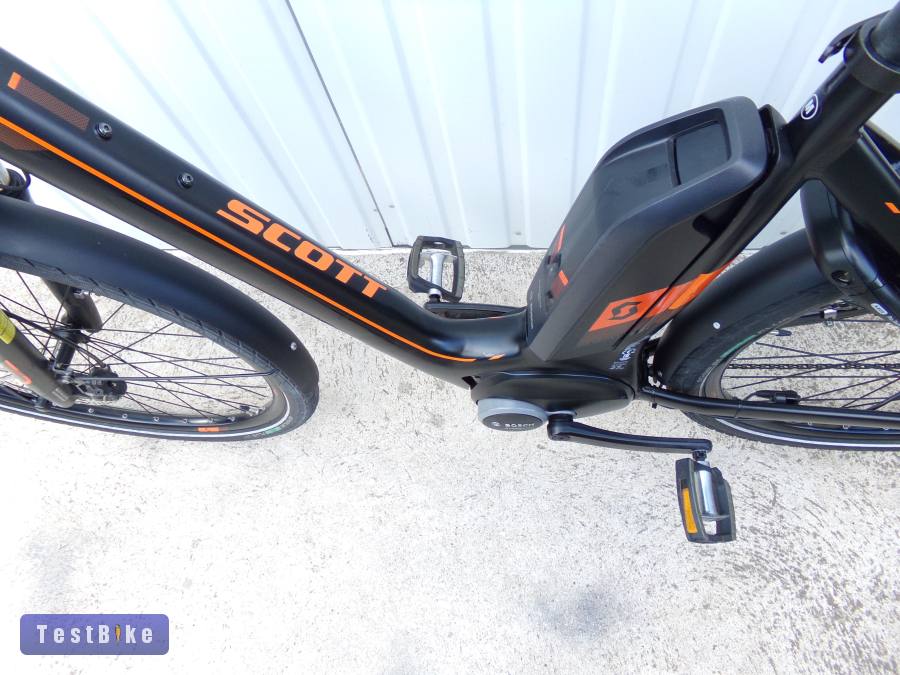 28" Scott E-Sub Tour ebike Bosch motor, tárcsafék, 9seb. Jó 