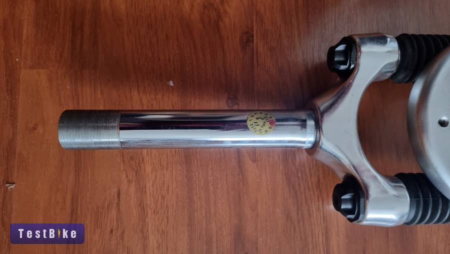 28" Top Gun trekking 1 1/8" teleszkópos első villa