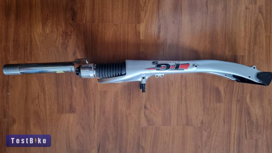 28" Top Gun trekking 1 1/8" teleszkópos első villa