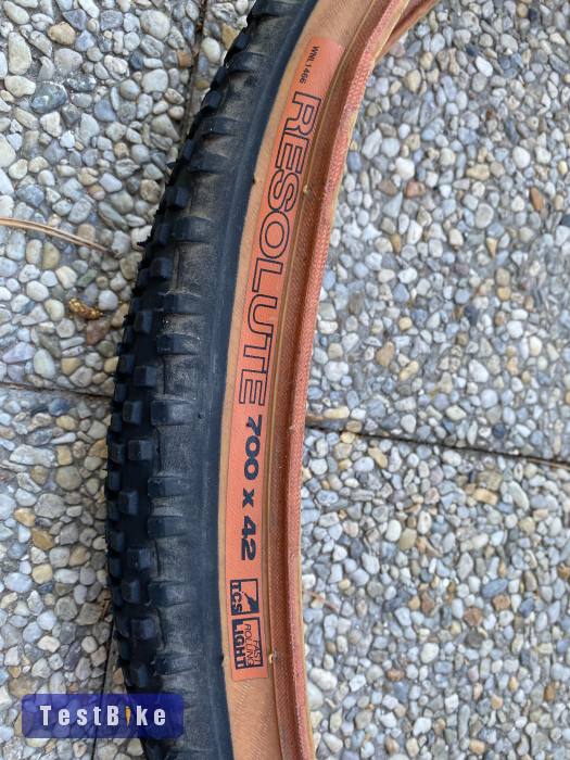 29 / 700 gumik 3x2 db