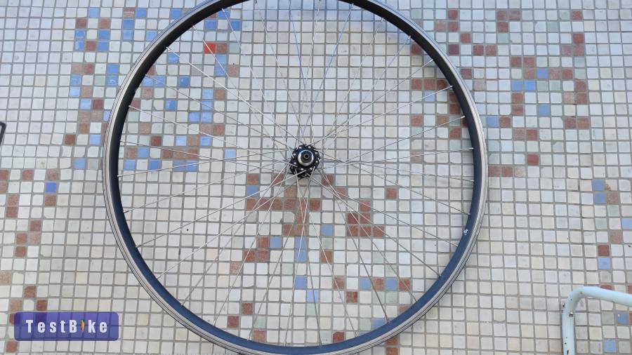 29-er Mach1 exe felni + Shimano agy + Dt küllők