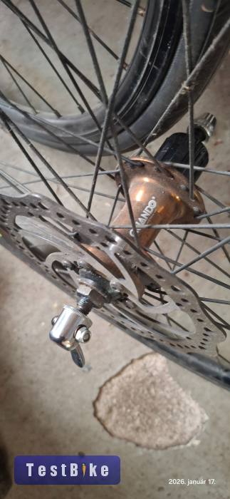 29 es tárcsafékes kerék szett országúti gumival