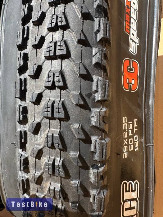 29" Maxxis gumik