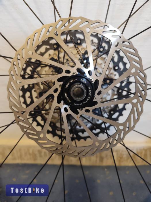 29 Specialized hátsó kerék, 148x12 m7100 180mm