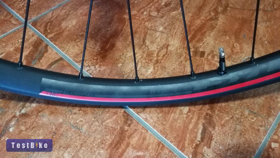 29er mtb alu boost e.h. kerék shimano syncros