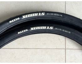 2db Maxxis Xenith 1.5 + Panaracer belsők eladó