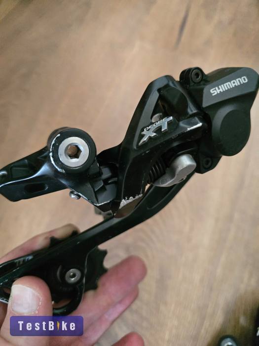 2db Shimano XT váltó M781 és M786