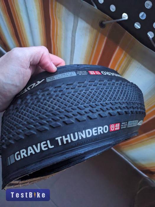 2db Tufo Thundero 48c Tubeless Ready gravel külső