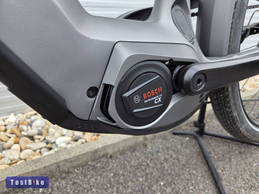 2km Kalkhoff csúcskategóriás trekking ebike bosch cx 750 ABS