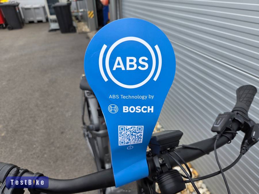 2km Kalkhoff csúcskategóriás trekking ebike bosch cx 750 ABS