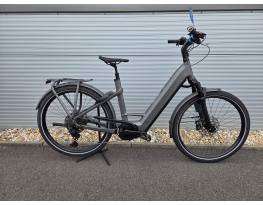 2km Kalkhoff csúcskategóriás trekking ebike bosch cx 750 ABS