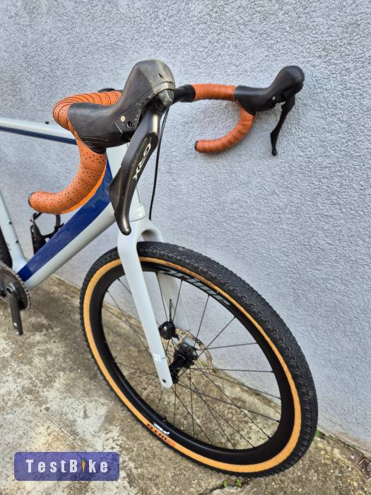 3T Exploro Edition BMW GRX 1x11 Full Carbon Gravel. 