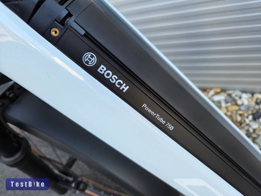 4km Cube női ebike smart bosch cx 85Nm 750Wh L