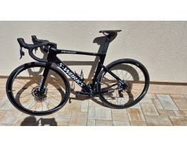 54-es S-WORKS Venge disc Sram Red Etap AXS 2x12 Wattmérővel