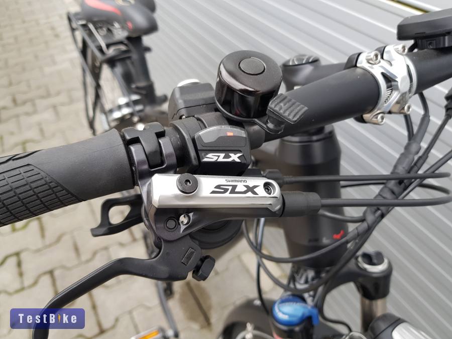 Akciós! 561km Flyer Vollblut trekking ebike újszerű