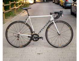 6,05kg  Cannondale SuperSix EVO Hi-Mod országúti kerékpár