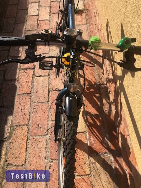 6 sebességes városi kerékpár felszereltségekkel Tom's Bike