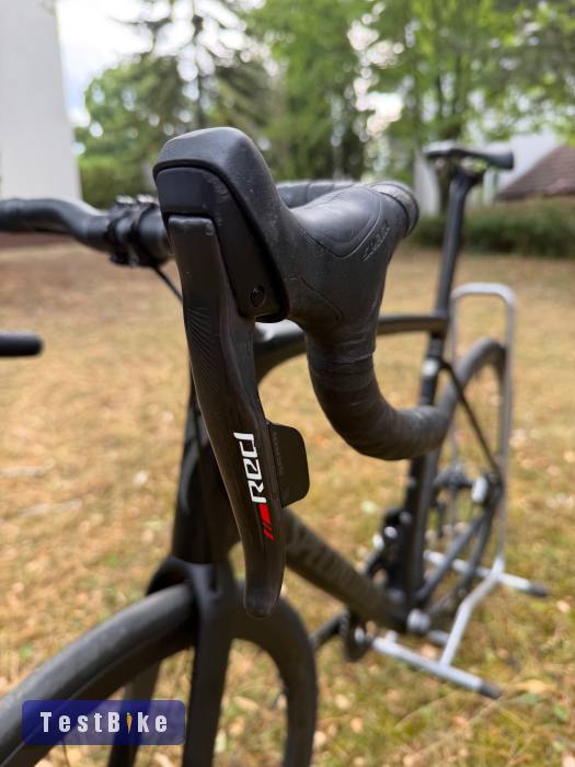61" Specialized Roubaix Sram RED, Roval c38, Futureshock