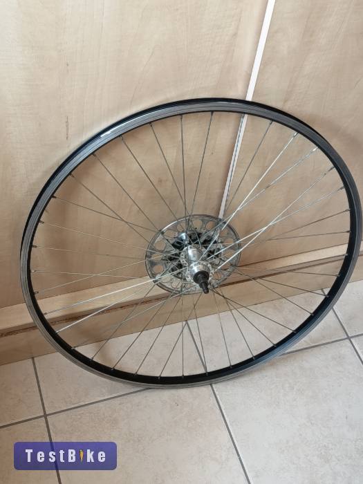 622 -es ( 28 -as ) Trekking hátsó kerék duplafalú Alufelni 