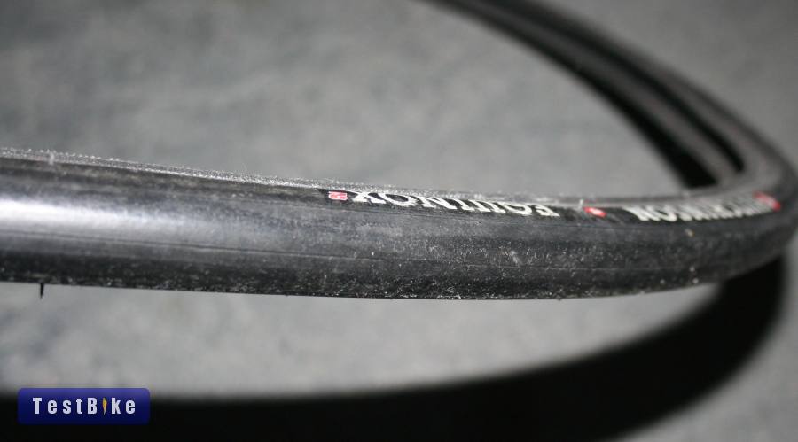 622*23 Michelin és Hutcinson külső gumik